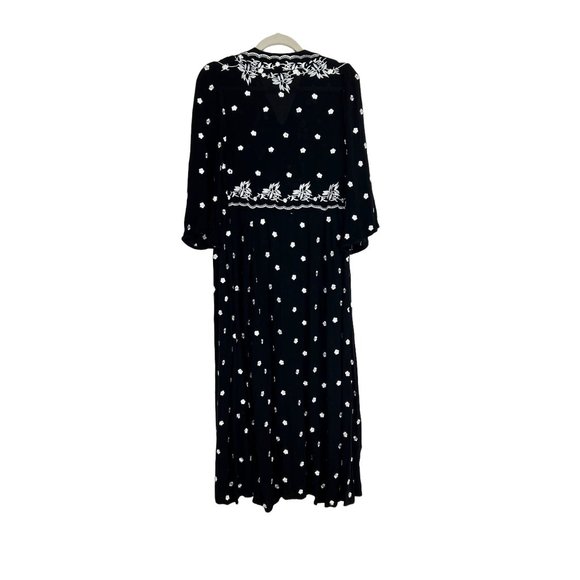 Vivien Tsao By Korea Black Floral Embroidered Midi Dress V-Neck Tie Waist Size L - Picture 2 of 4